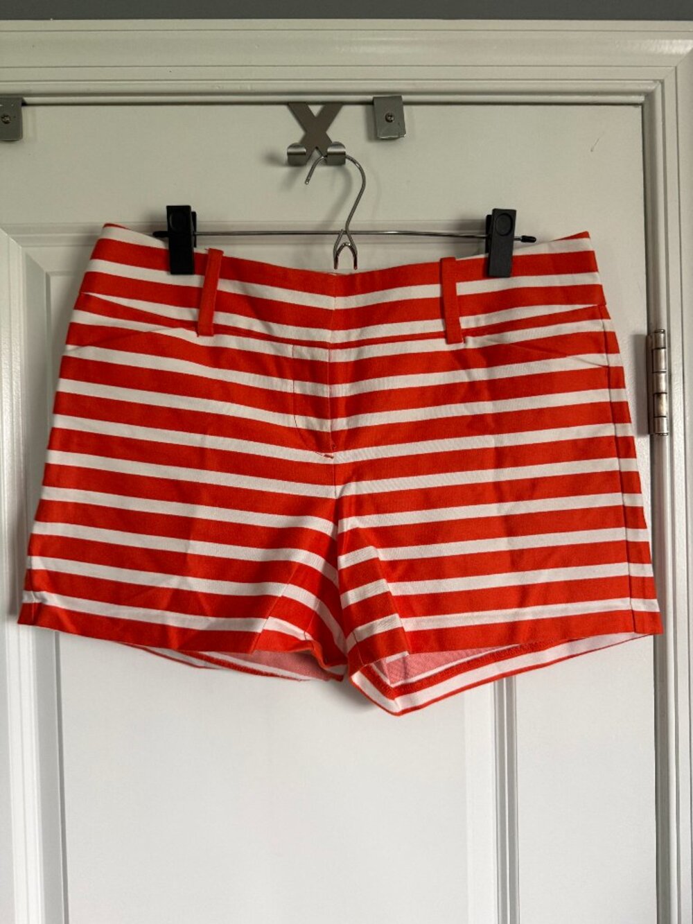 Ann Taylor Signature Striped Shorts Orange White Size 6